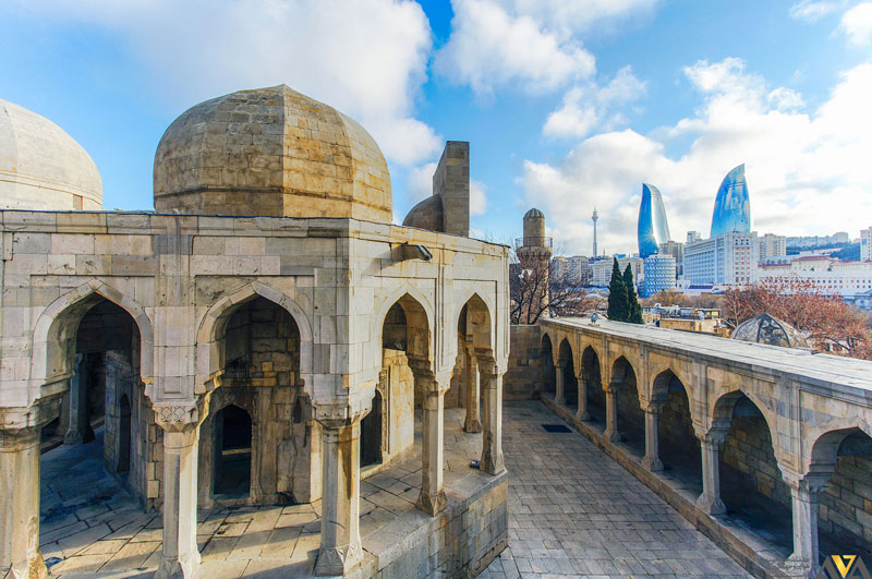 بازدید از قصر شیروان شاه در تور باکو